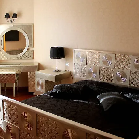 Hotel Rena 3*
