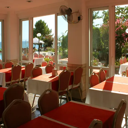 Hotel Rena Küçükkuyu