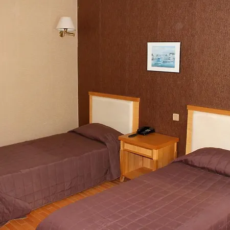 Rena Hotel 3*