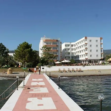 Hotel Rena 3*